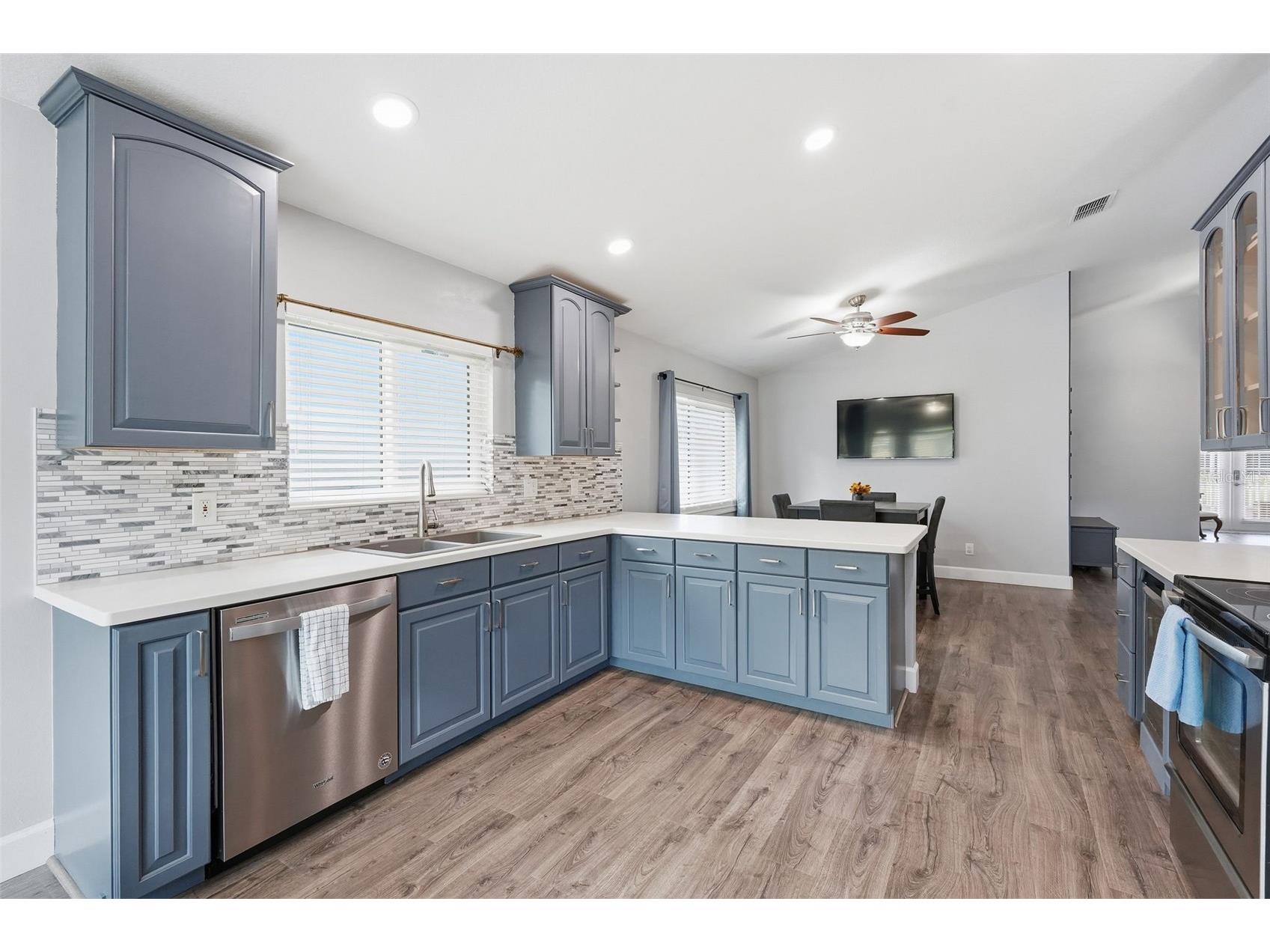 355 Ventura Drive Oldsmar FL 34677 TB8510293 image7