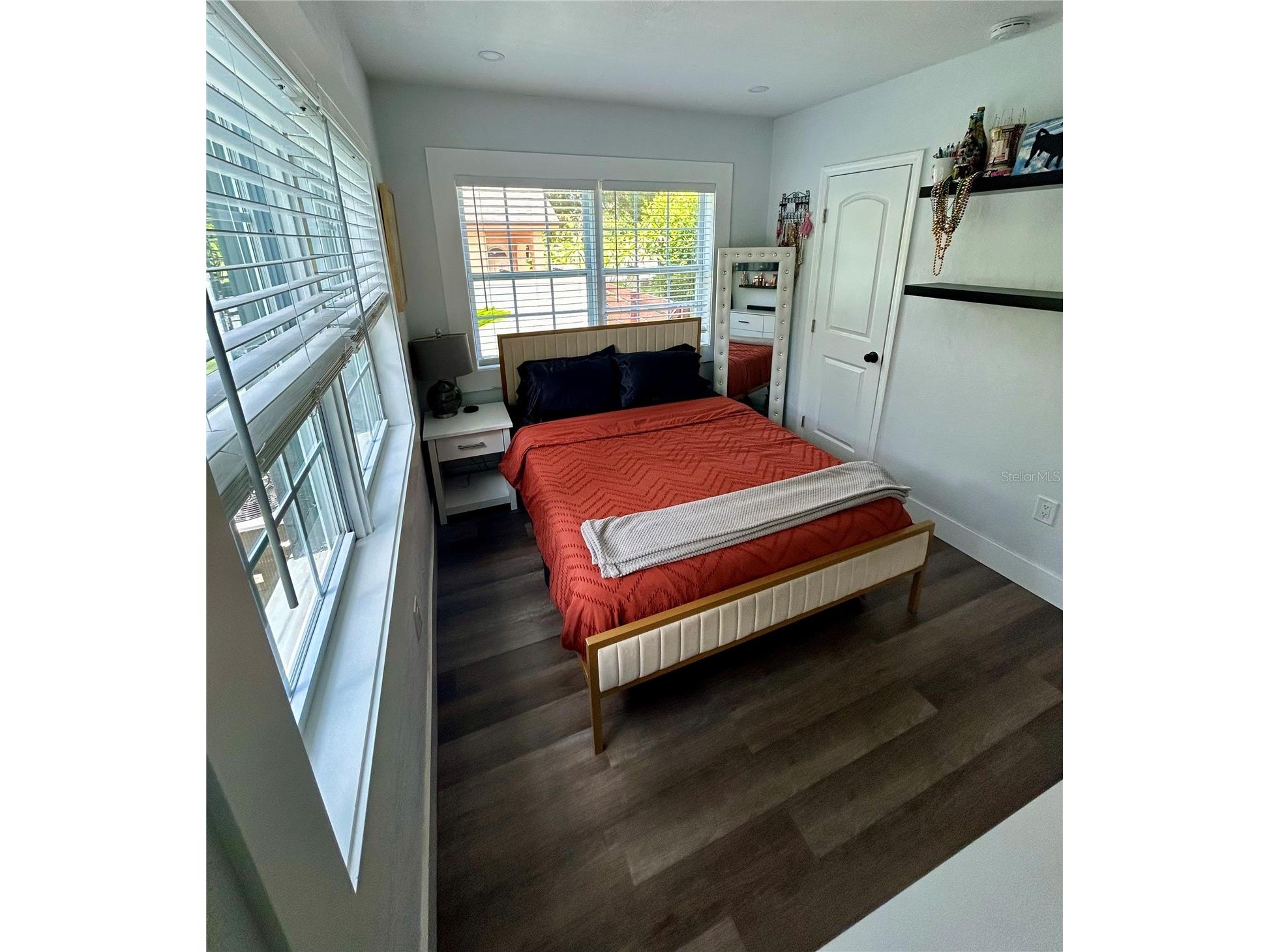 3550 2nd Avenue S Saint Petersburg FL 33711 TB8484342 image13