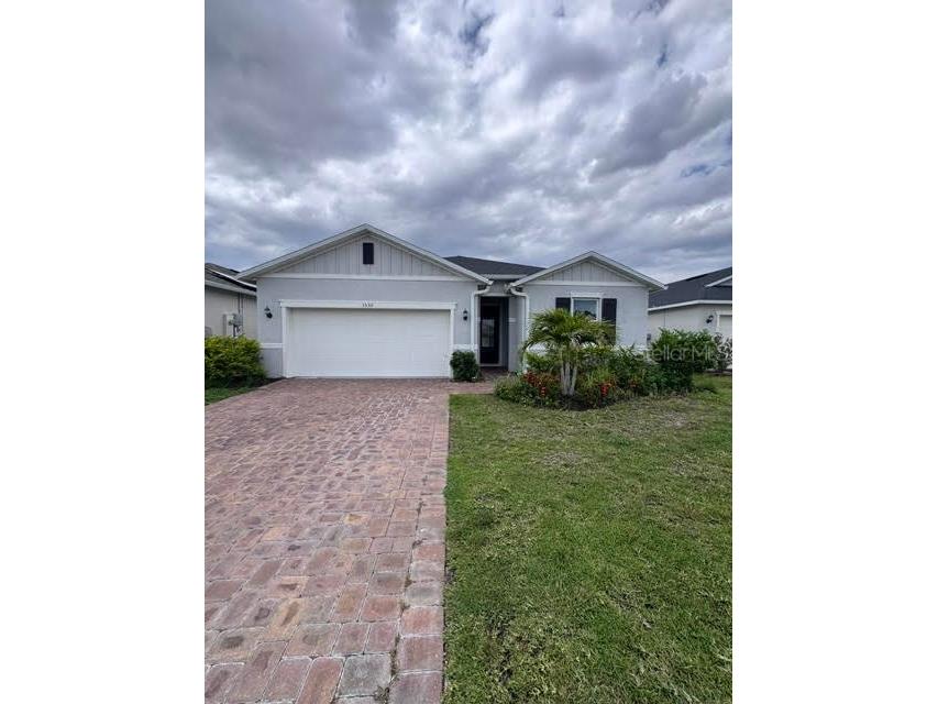 3550 74th Avenue Circle E Sarasota FL 34243 - COMMUNITY POND A4699601 image1