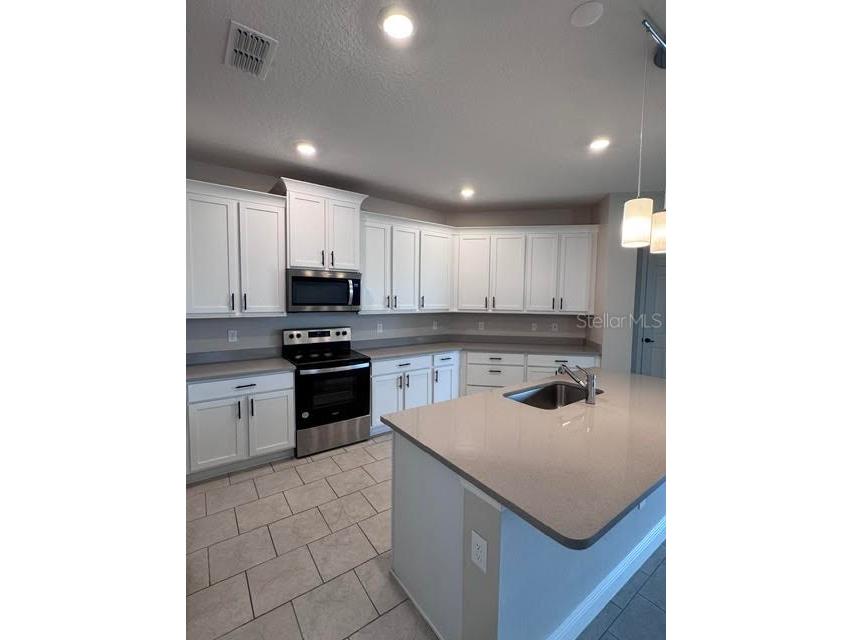 3550 74th Avenue Circle E Sarasota FL 34243 - COMMUNITY POND A4699601 image6