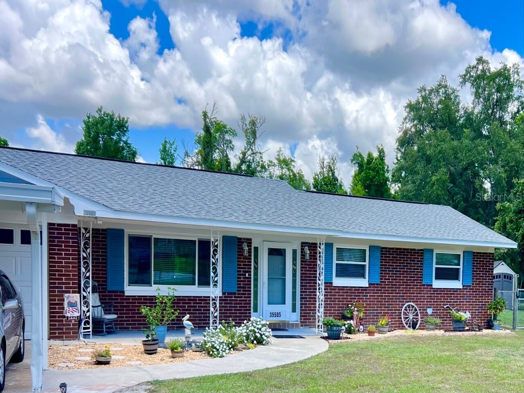 35505 Crescent Drive Fruitland Park FL 34731 T3528467 image1