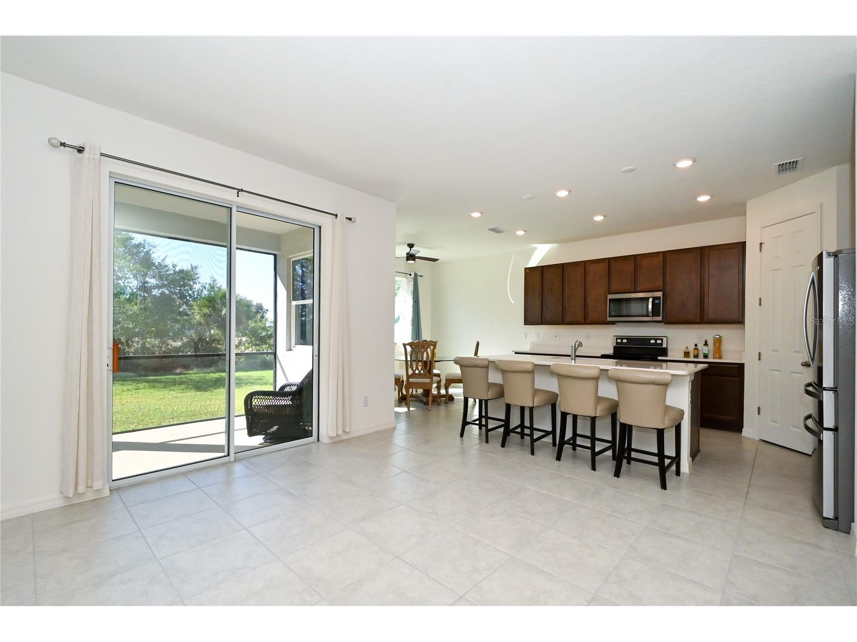 3551 74th Avenue Circle E Sarasota FL 34243 A4690564 image12