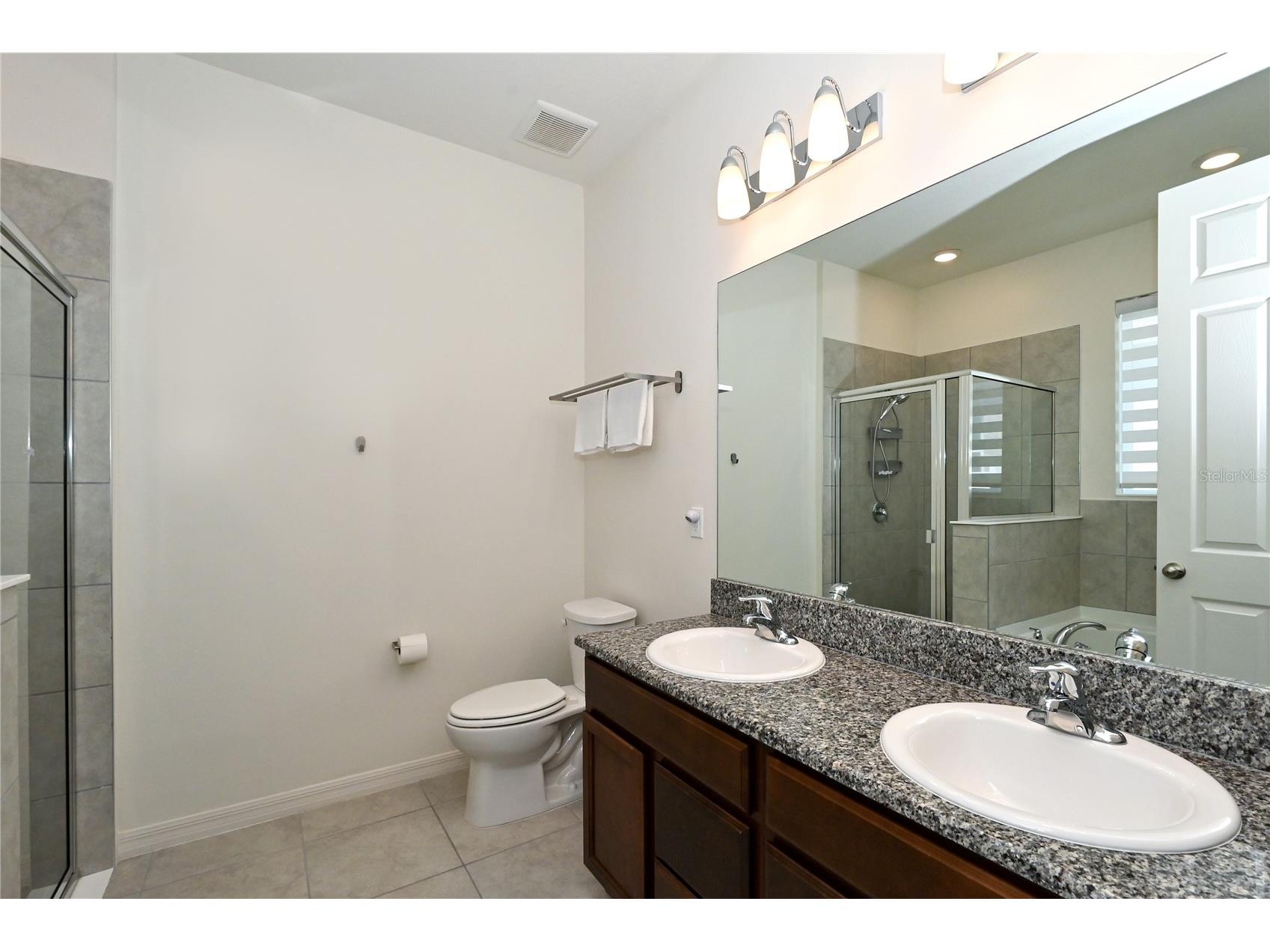 3551 74th Avenue Circle E Sarasota FL 34243 A4690564 image23