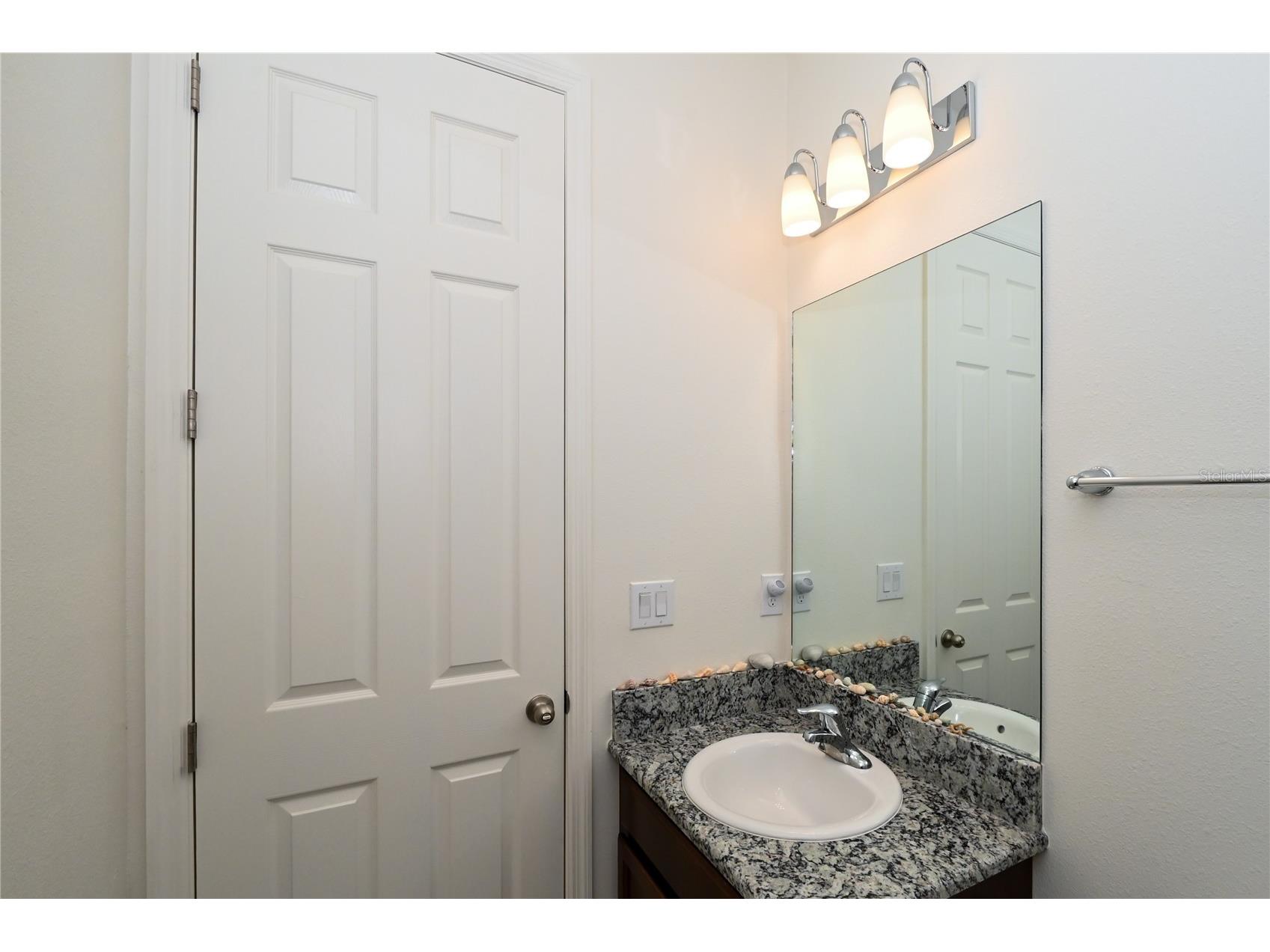 3551 74th Avenue Circle E Sarasota FL 34243 A4690564 image33