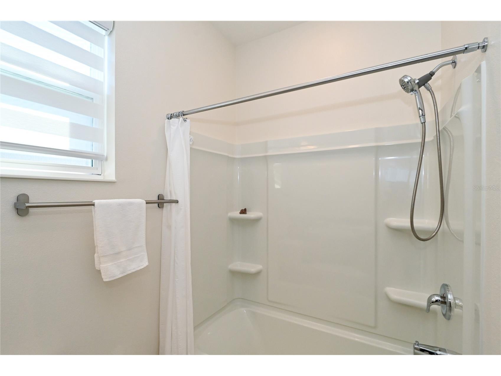 3551 74th Avenue Circle E Sarasota FL 34243 A4690564 image38