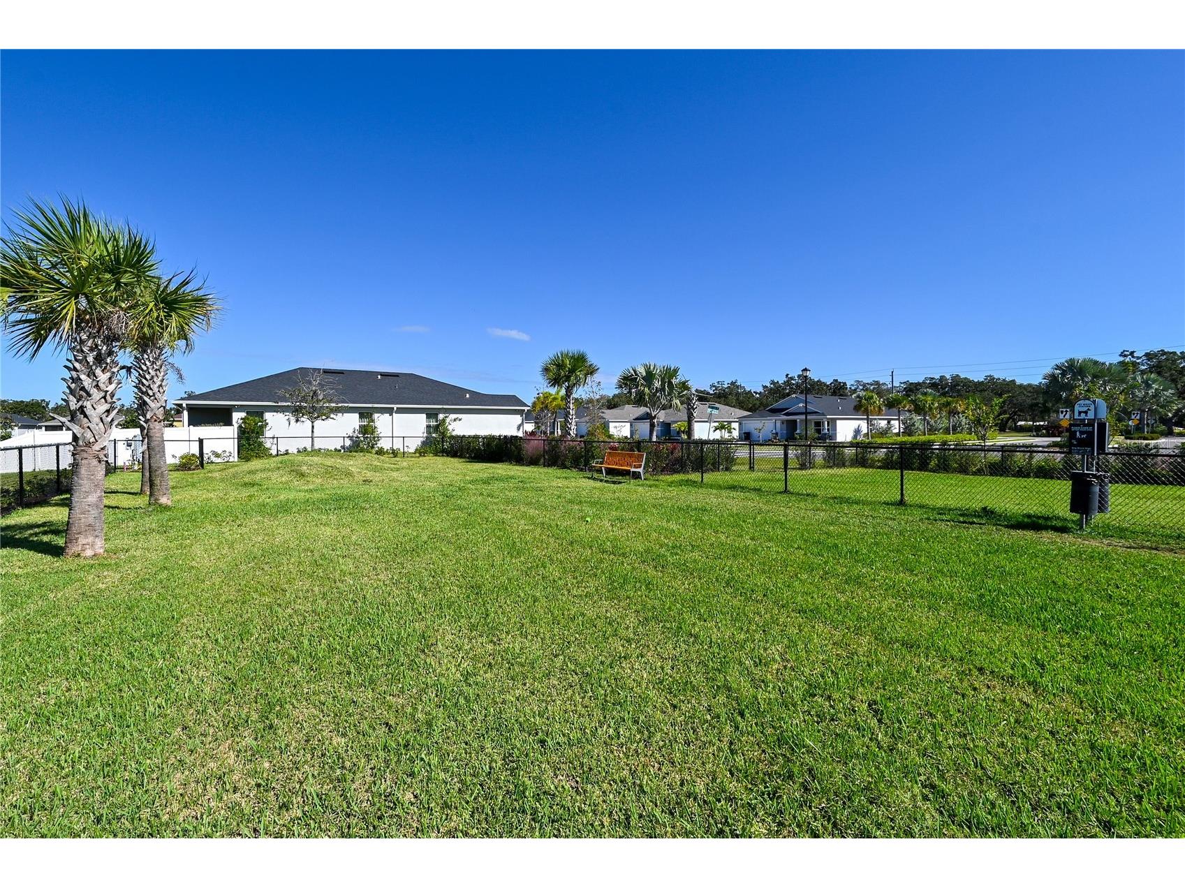 3551 74th Avenue Circle E Sarasota FL 34243 A4690564 image53