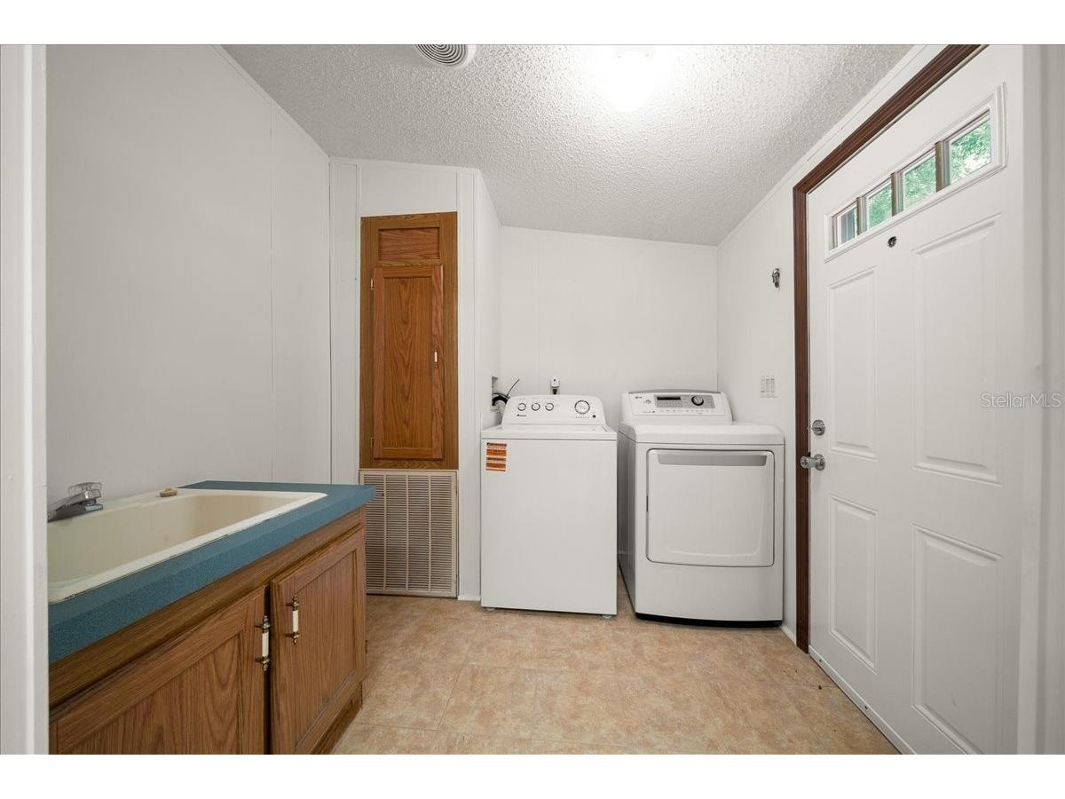3551 NE 120th Street Anthony FL 32617 OM728472 image27