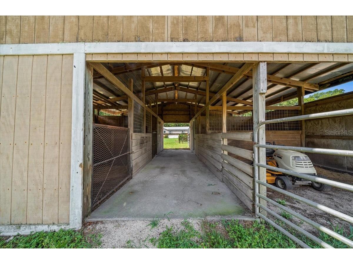 3551 NE 120th Street Anthony FL 32617 OM728472 image35