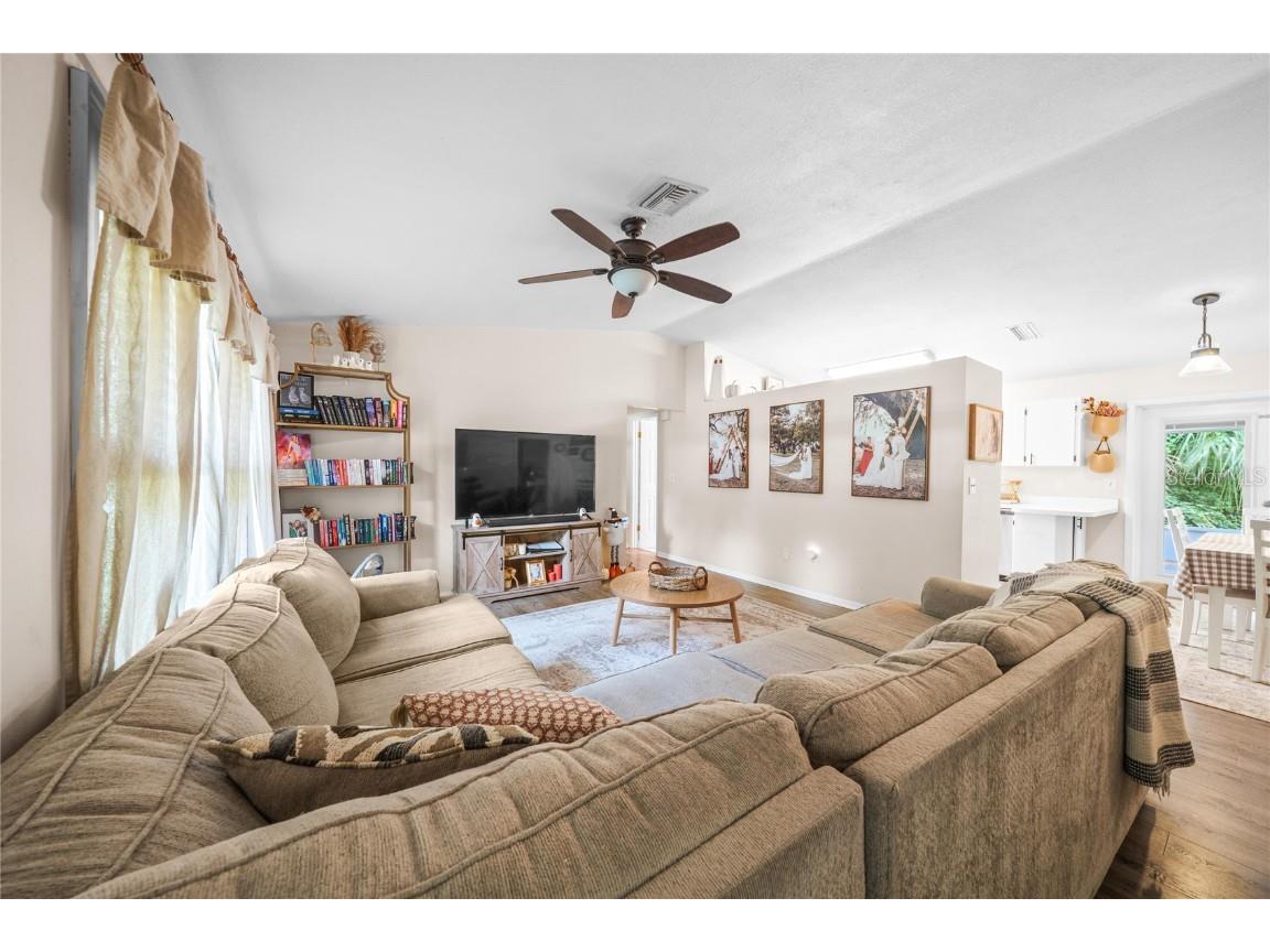 3551 SE 149th Lane Summerfield FL 34491 OM706671 image5