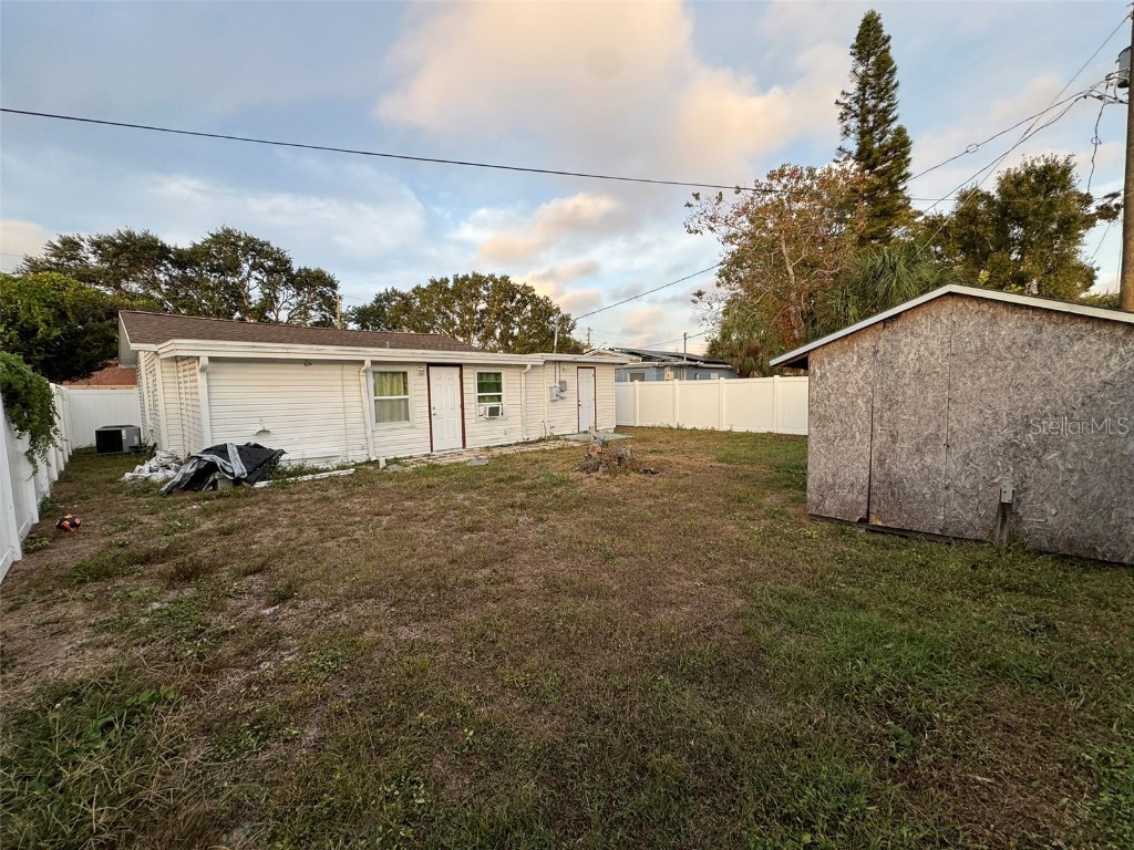 3552 38th Avenue N Saint Petersburg FL 33713 TB8451757 image26