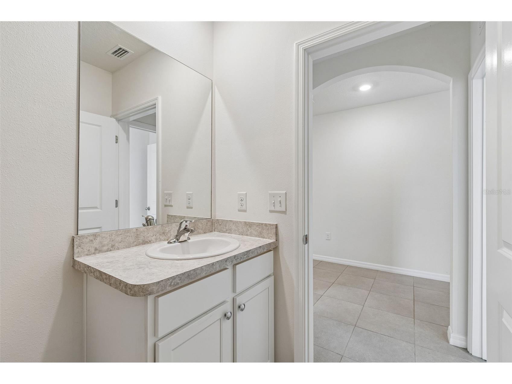 35525 Stella Vast Drive Zephyrhills FL 33541 TB8517751 image11