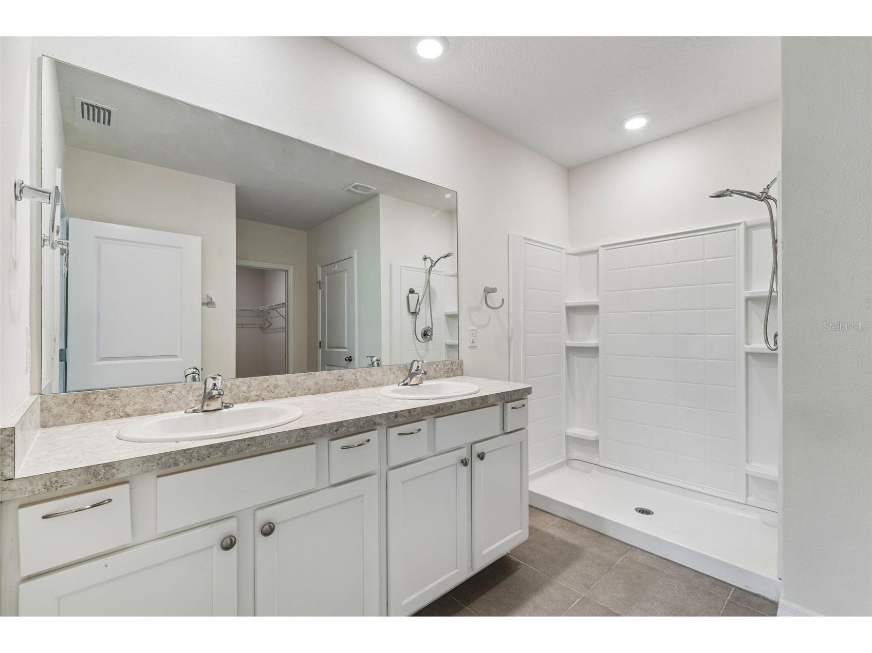 35525 Stella Vast Drive Zephyrhills FL 33541 TB8517751 image36