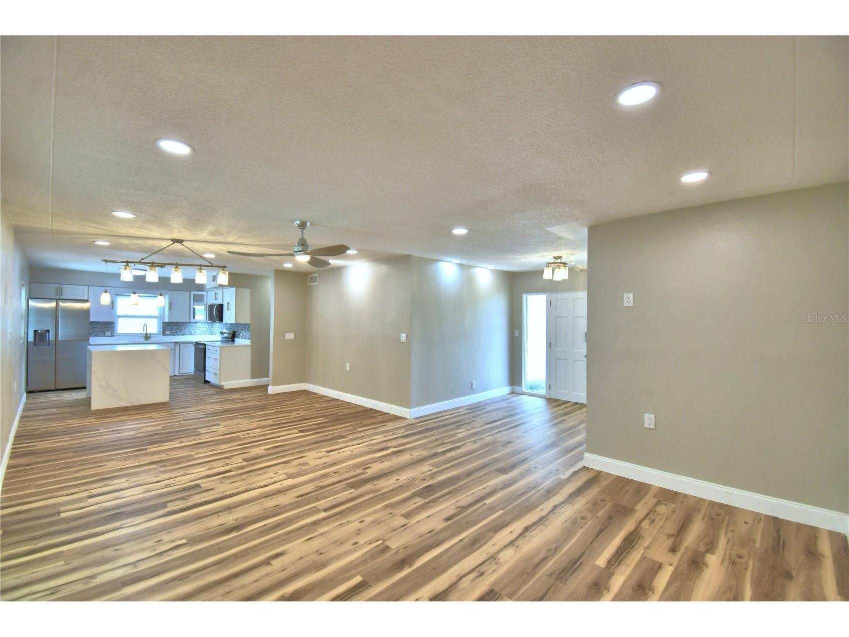 3553 Center Circle Largo FL 33774 A4692993 image14