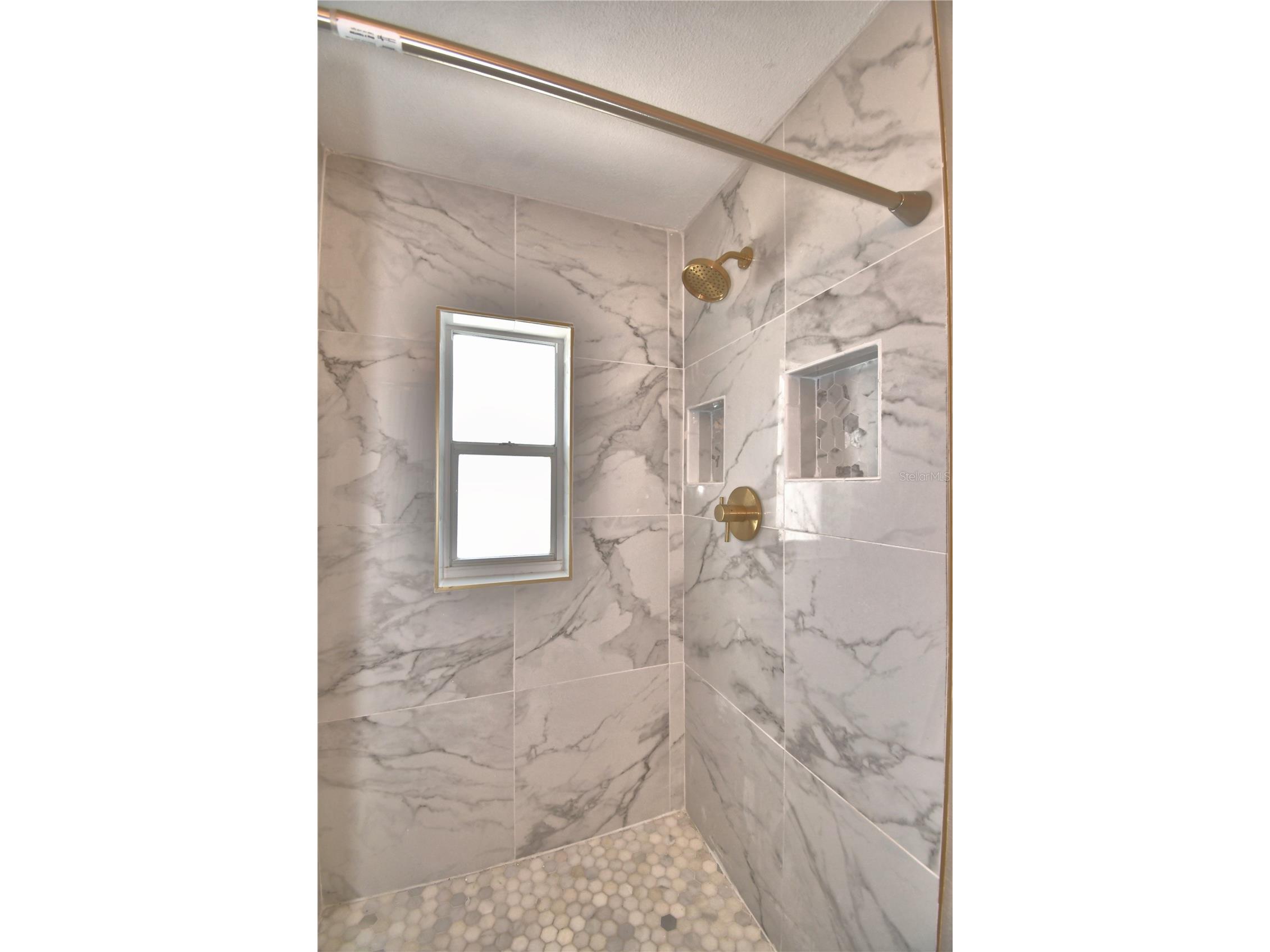 3553 Center Circle Largo FL 33774 A4692993 image17