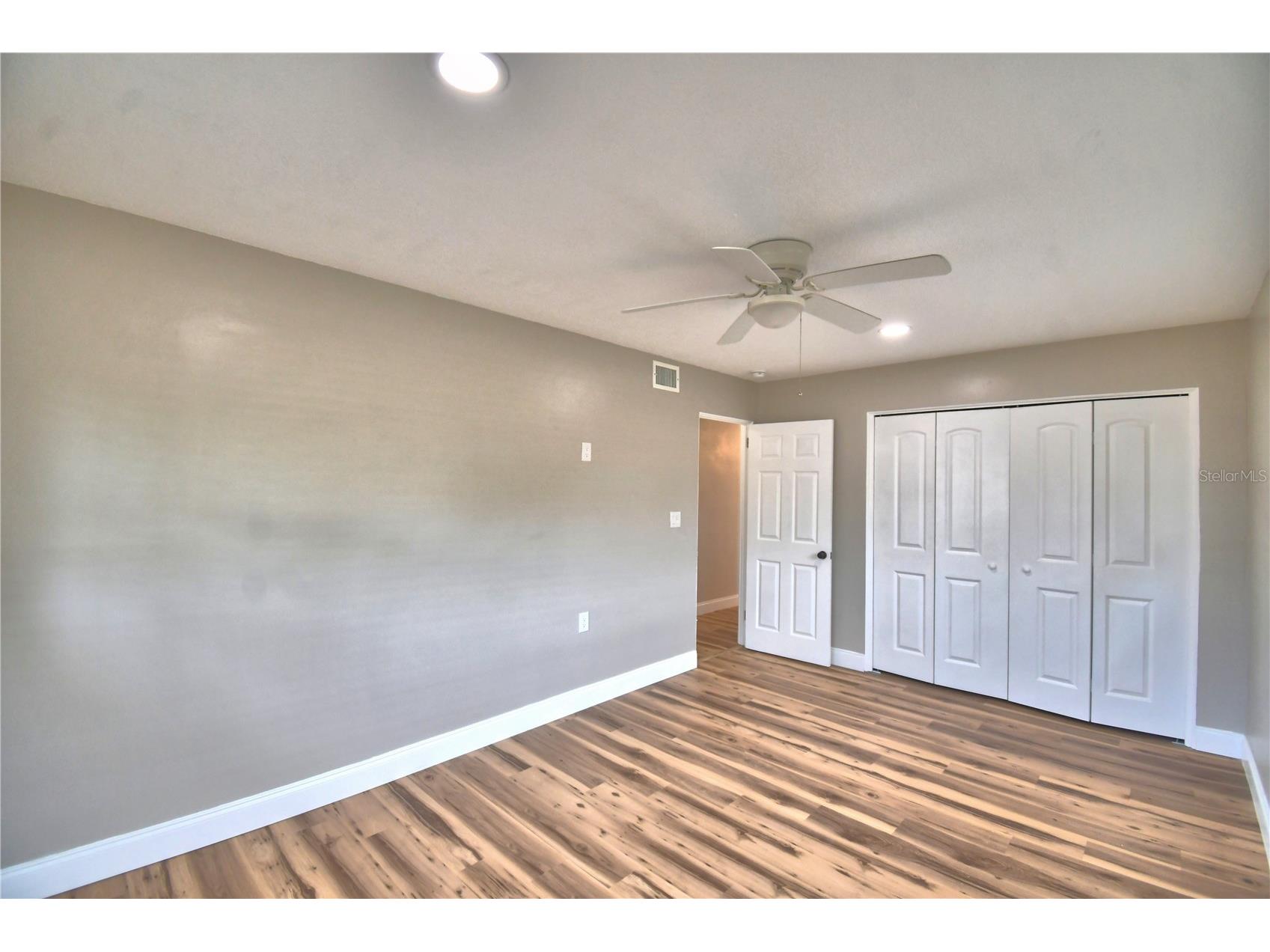 3553 Center Circle Largo FL 33774 A4692993 image24