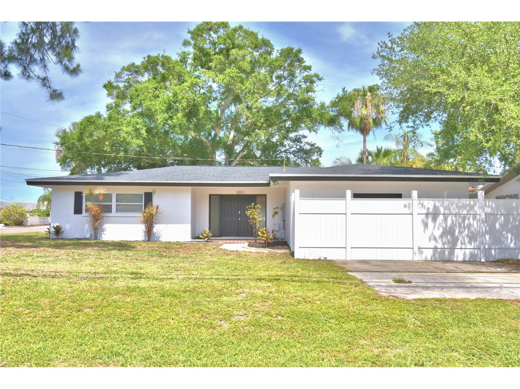 3553 Center Circle Largo FL 33774 A4692993 image7