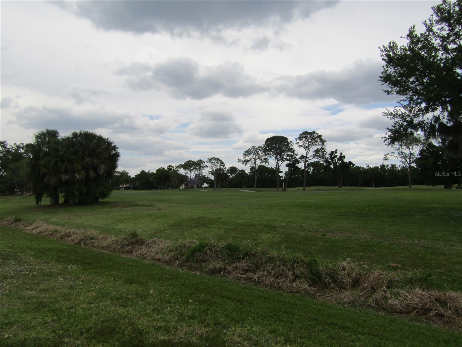 3553 Longmeadow #27 Sarasota FL 34235 A4691103 image2