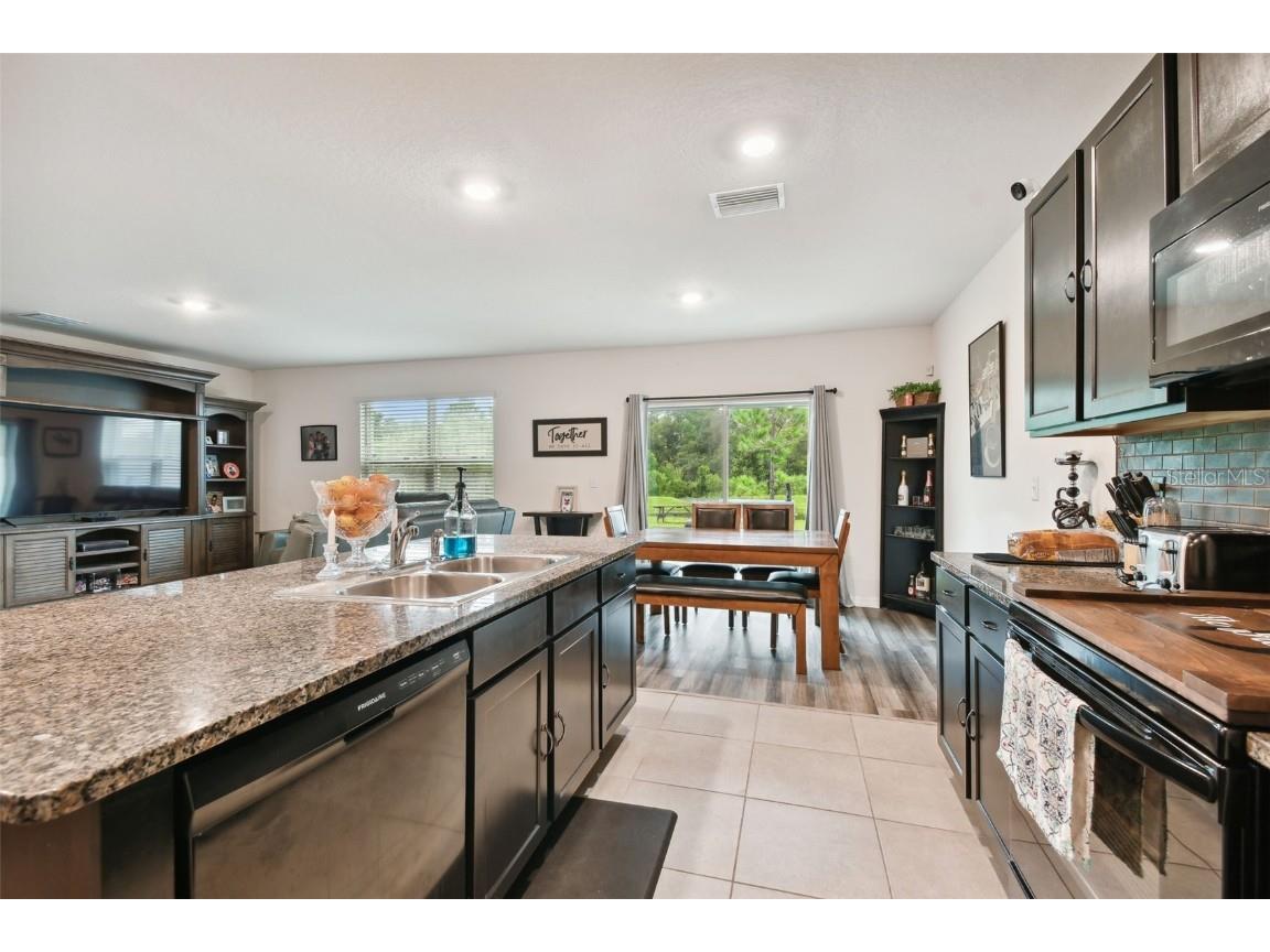 35533 Stella Vast Drive Zephyrhills FL 33541 TB8449242 image7