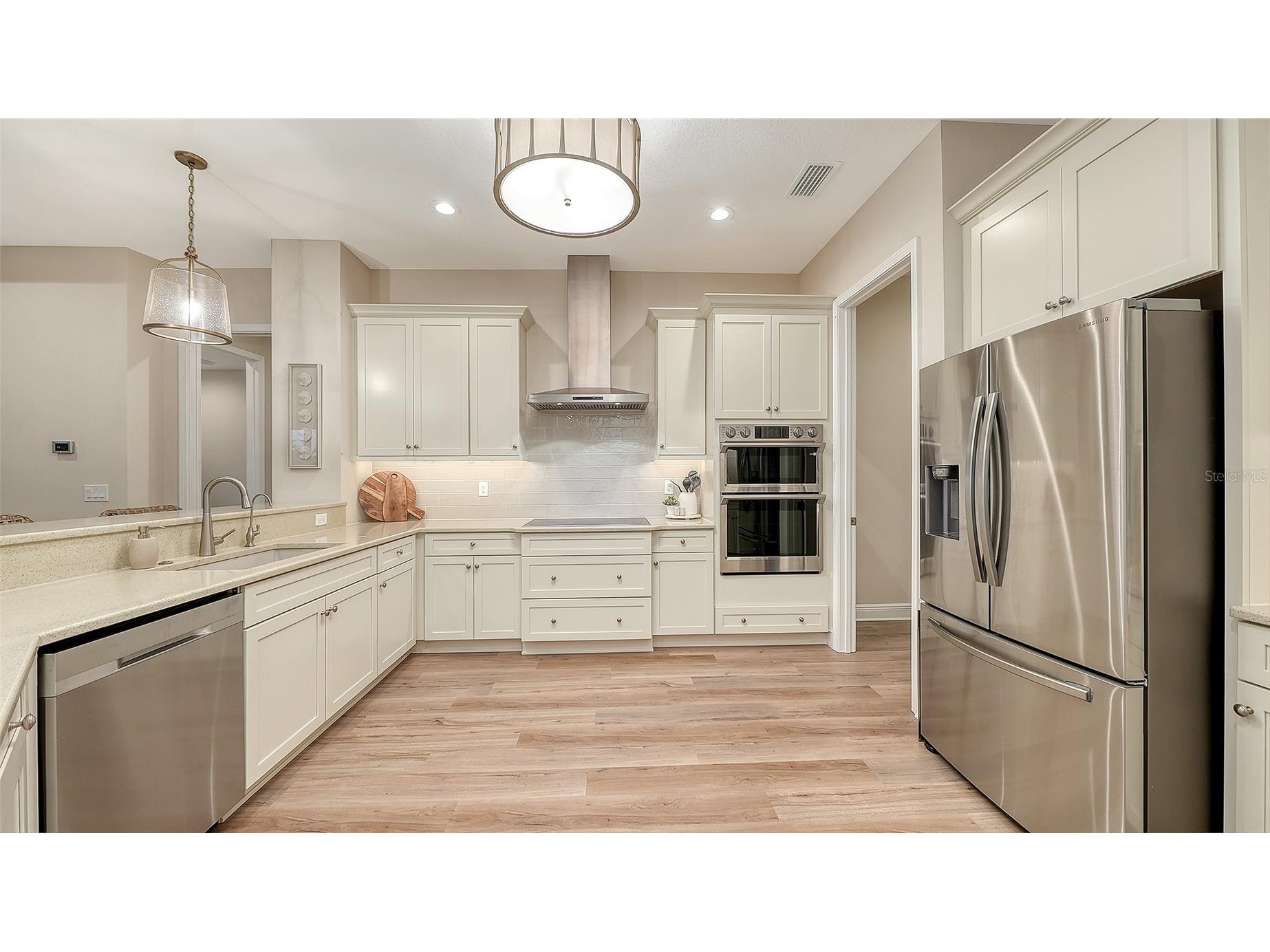 3554 Recurve Circle Sarasota FL 34240 A4691847 image16