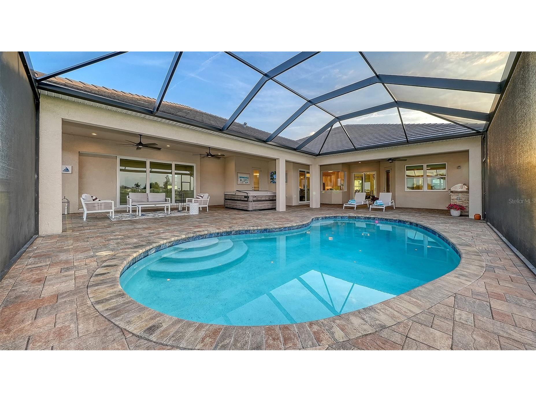 3554 Recurve Circle Sarasota FL 34240 A4691847 image60