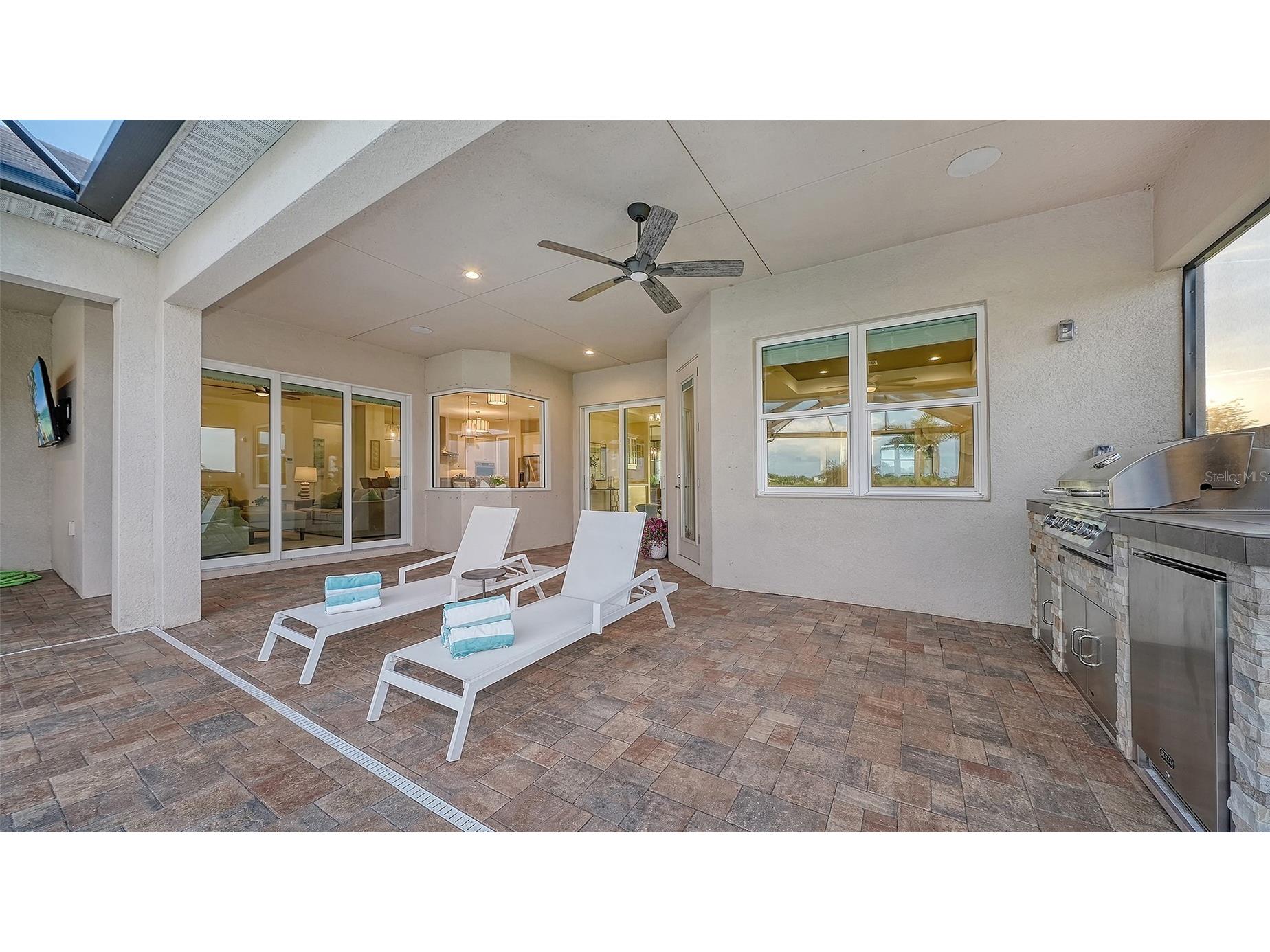 3554 Recurve Circle Sarasota FL 34240 A4691847 image61