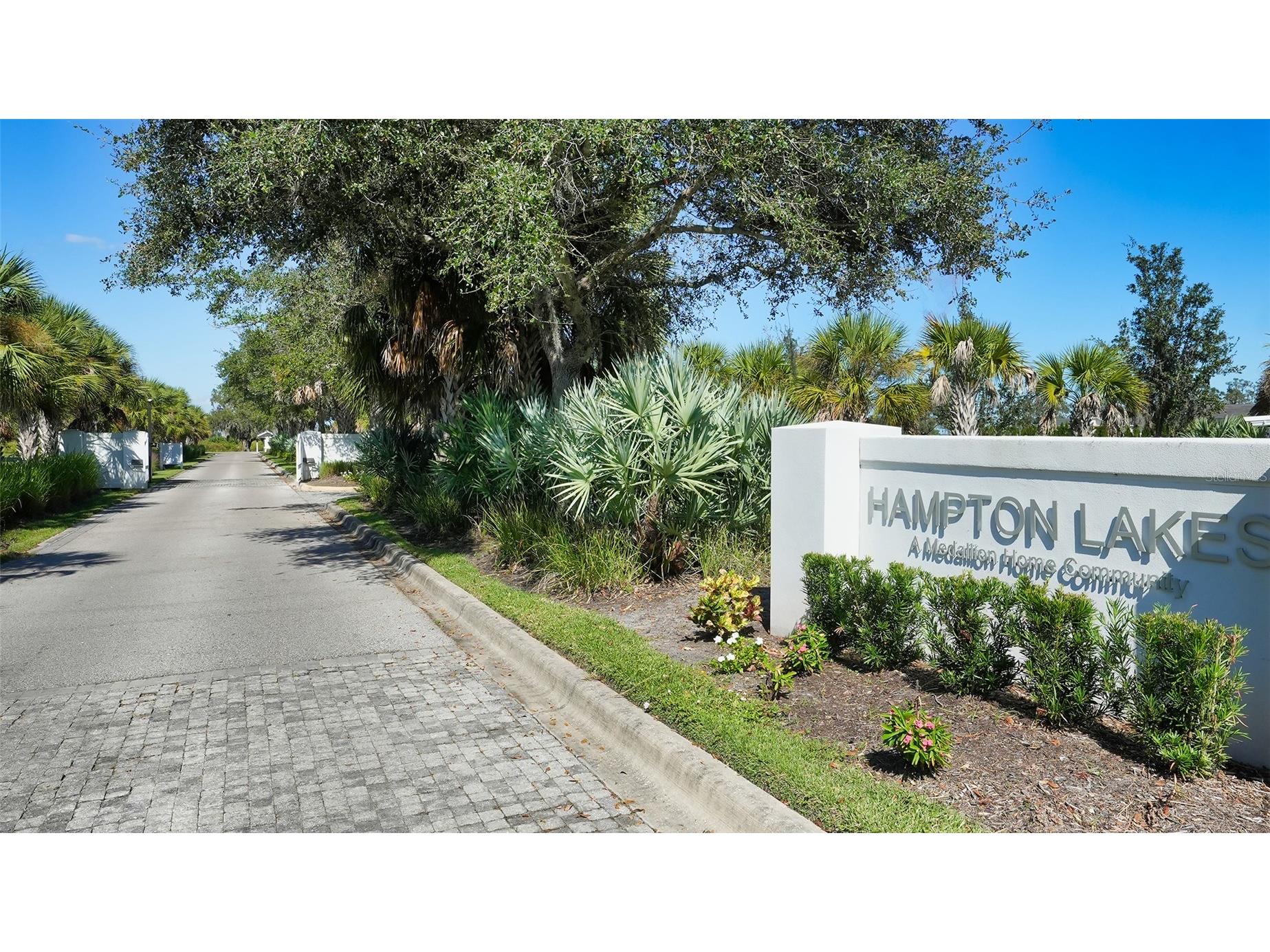 3554 Recurve Circle Sarasota FL 34240 A4691847 image86