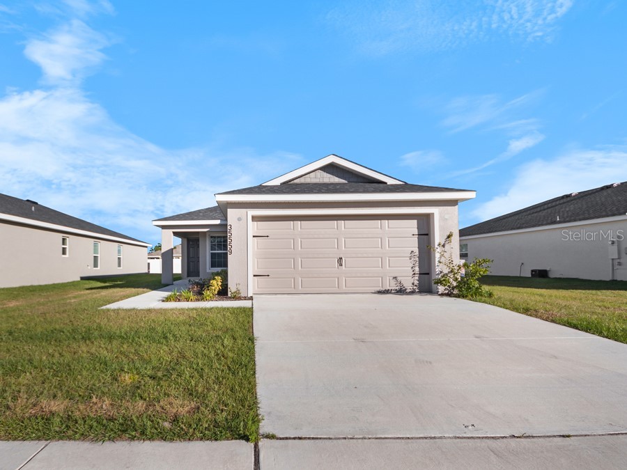 35559 Bellington Boulevard Zephyrhills FL 33541 L4943717 image1