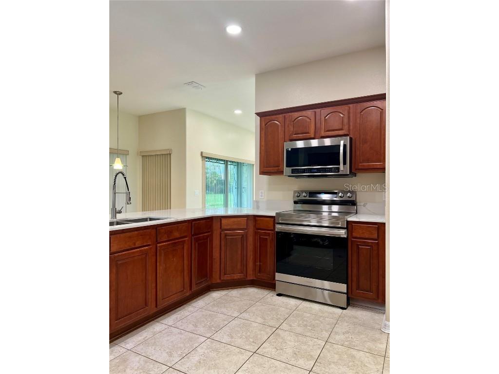 3556 Fieldstone Court Kissimmee FL 34746 O6362841 image12