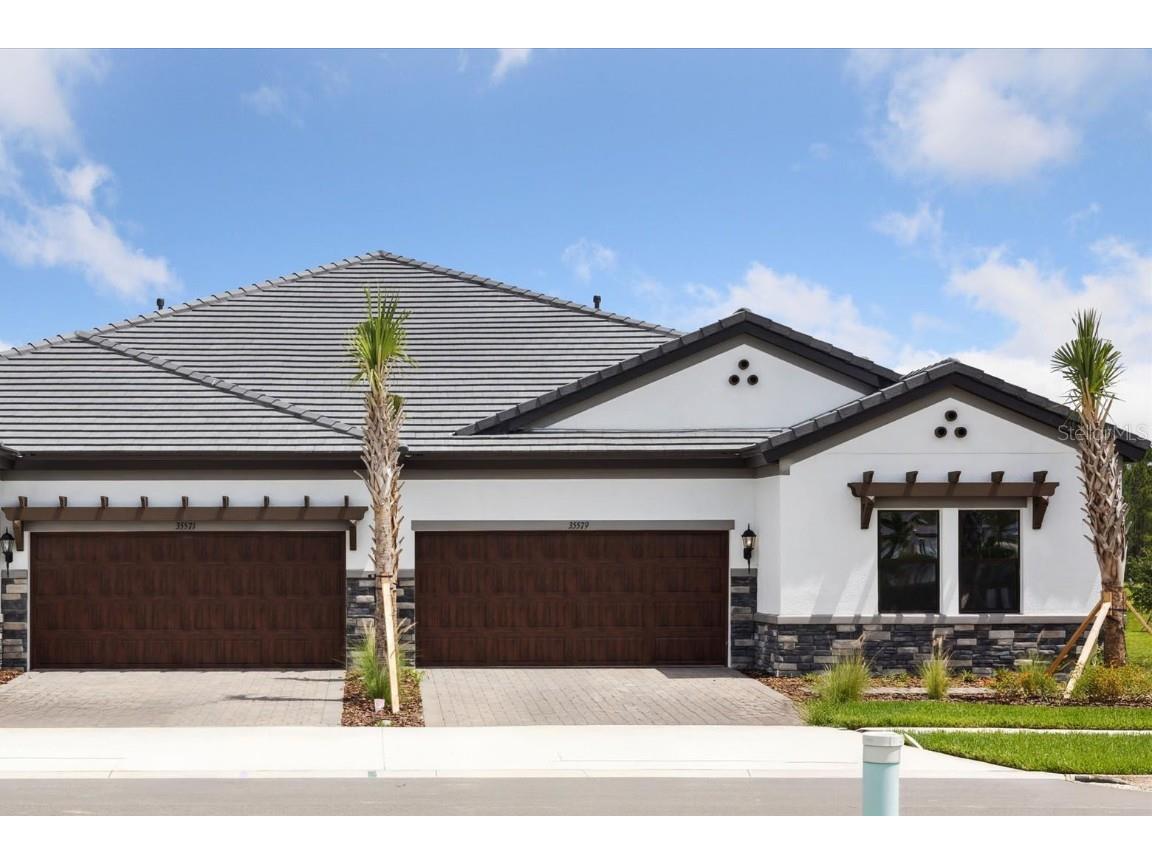 35579 Stableton Lane Zephyrhills FL 33541 TB8386763 image1