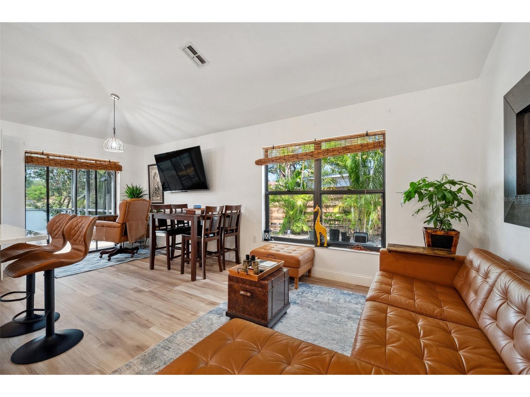 3558 65th Avenue Circle E Sarasota FL 34243 TB8448727 image10