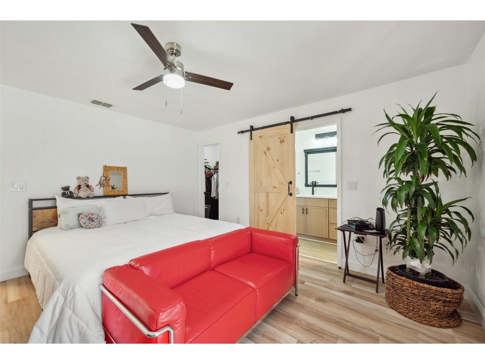 3558 65th Avenue Circle E Sarasota FL 34243 TB8448727 image20