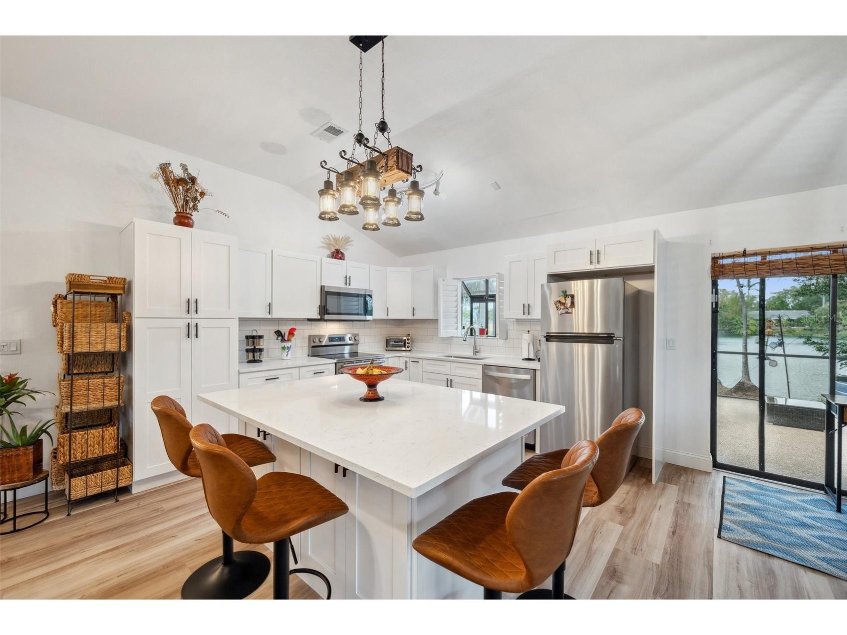 3558 65th Avenue Circle E Sarasota FL 34243 TB8448727 image4