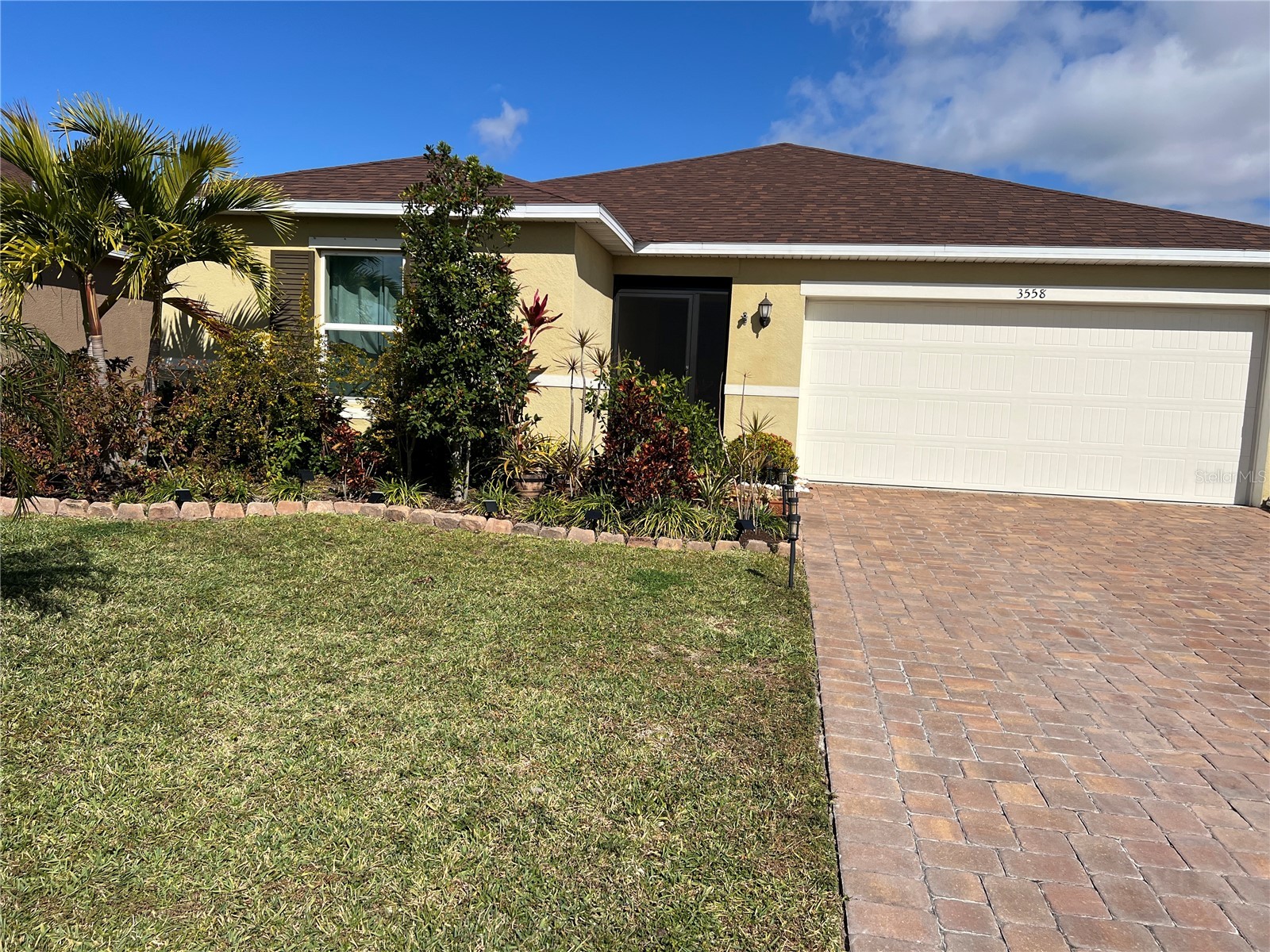 3558 74th Avenue Circle E Sarasota FL 34243 A4680826 image1
