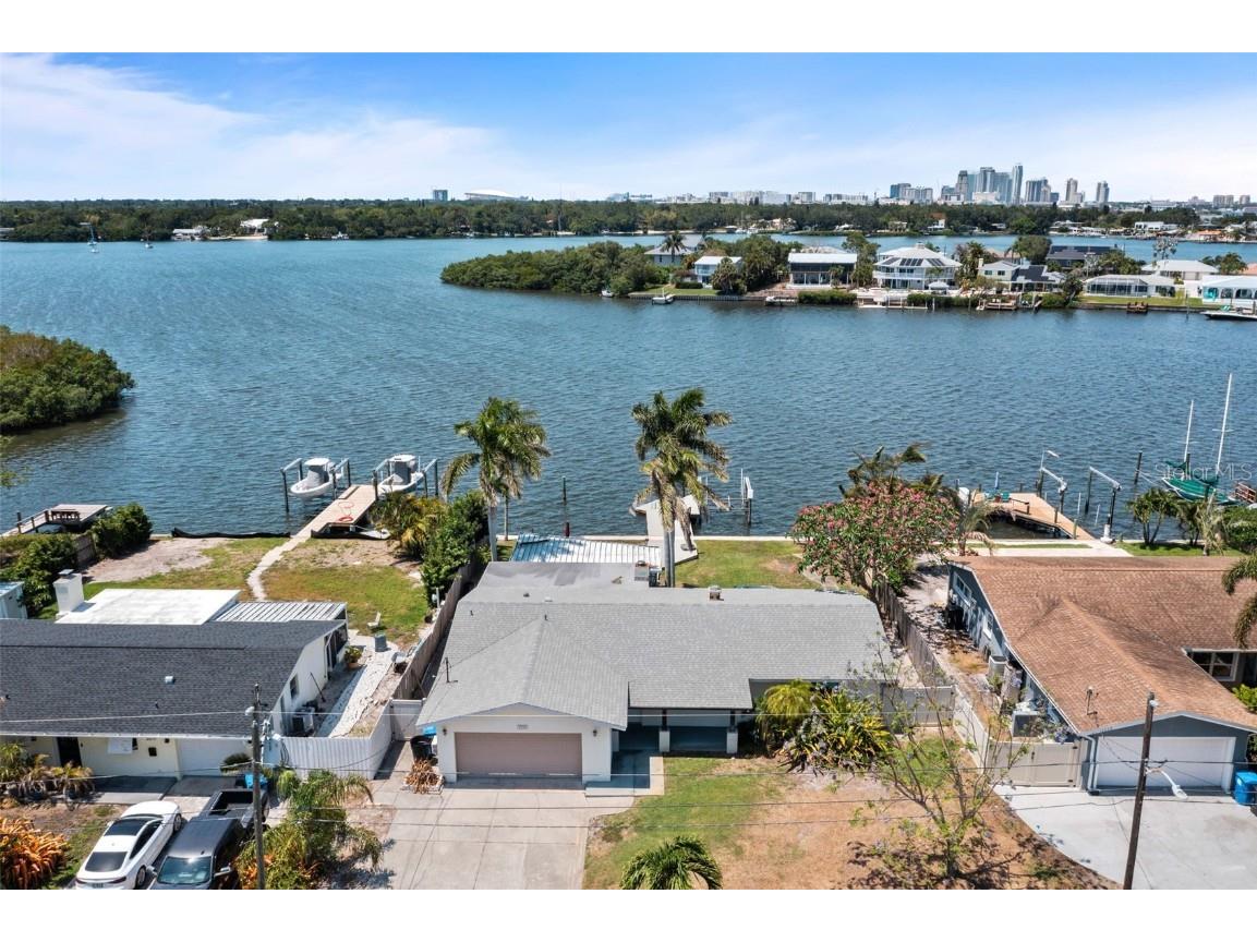 3559 Manatee Drive SE Saint Petersburg FL 33705 U8199502 image1