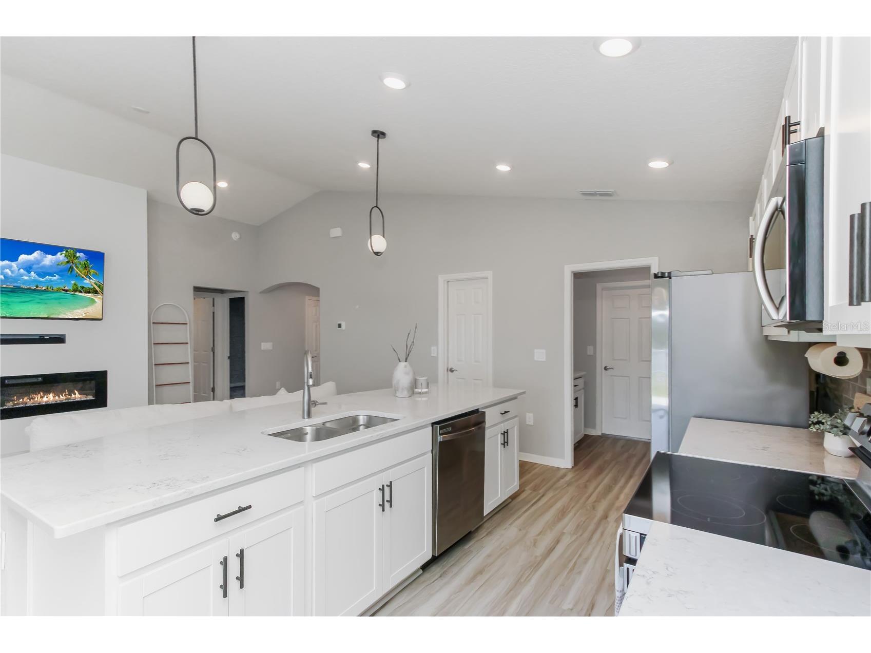 35598 Bellington Boulevard Zephyrhills FL 33541 O6387647 image11