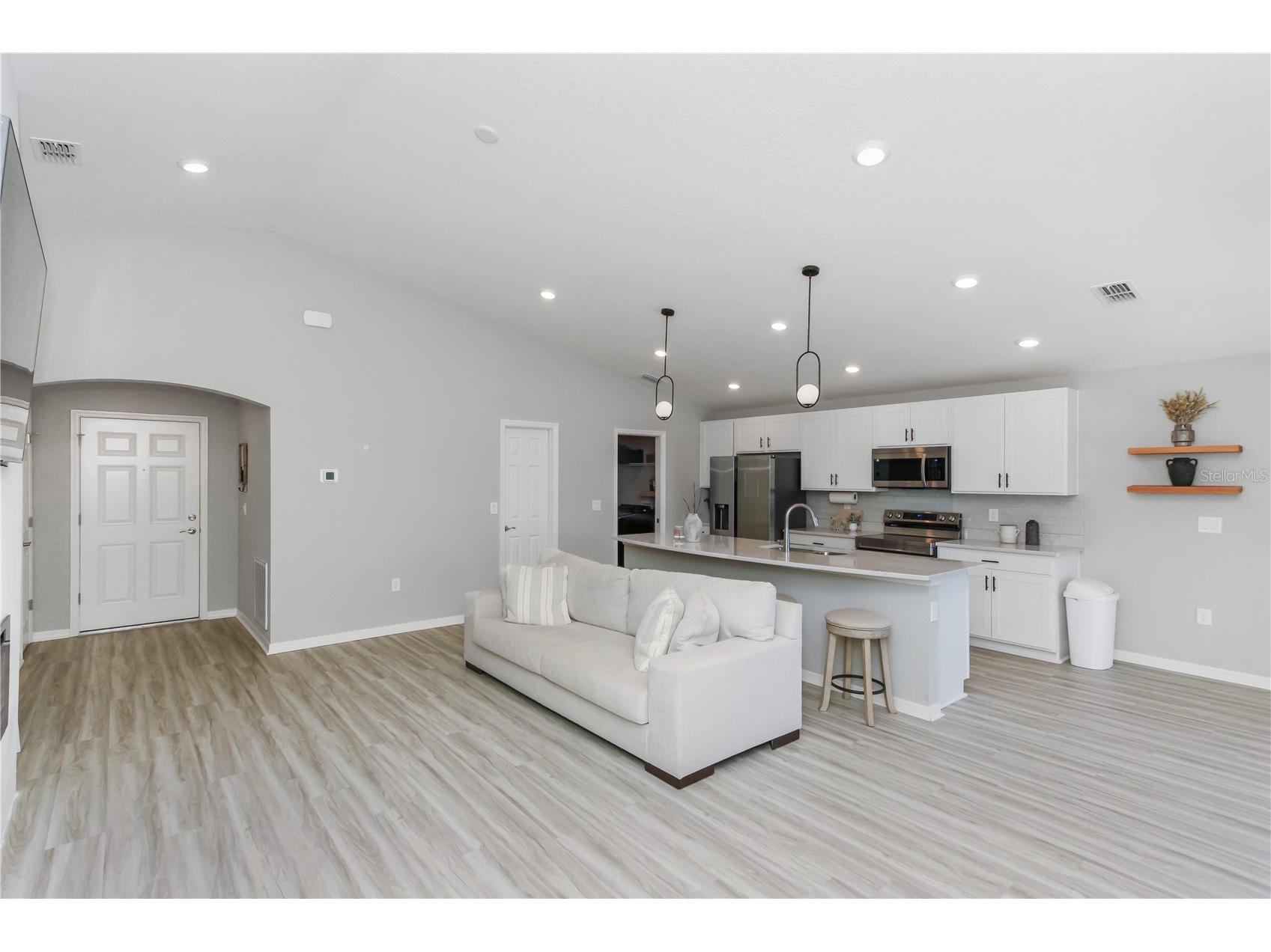 35598 Bellington Boulevard Zephyrhills FL 33541 O6387647 image17