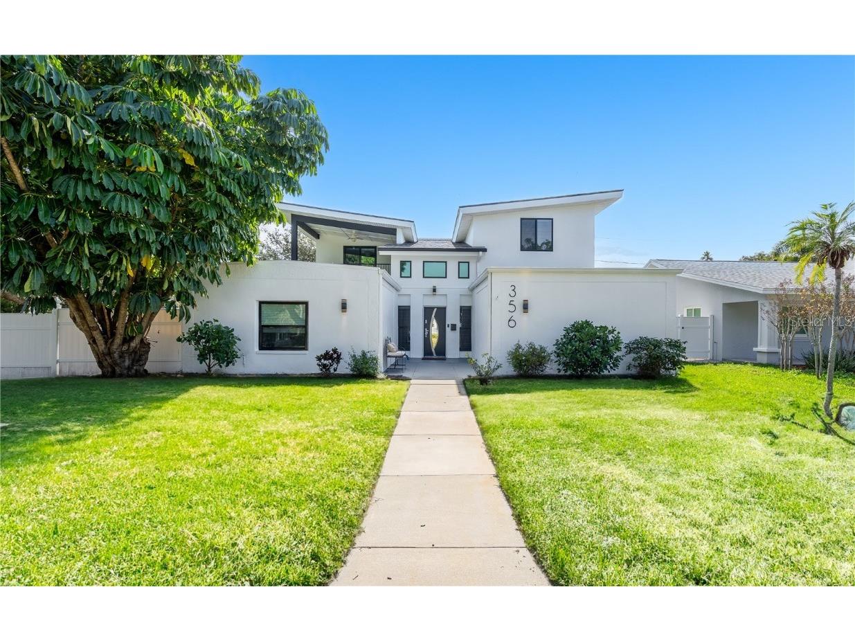 356 19th Avenue NE Saint Petersburg FL 33704 U8215786 image1