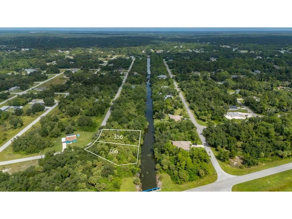 356 & 366 Ferdon Cr. Circle Port Charlotte FL 33954 C7516469 image2