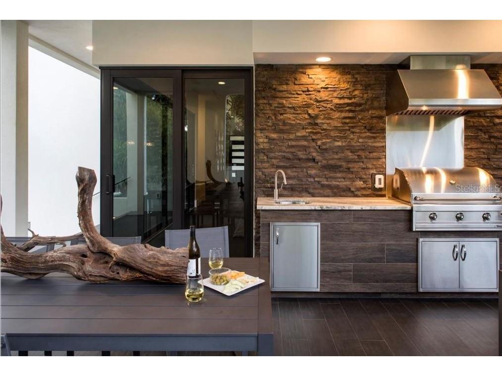 356 Bayview Drive NE Saint Petersburg FL 33704 TB8450369 image23