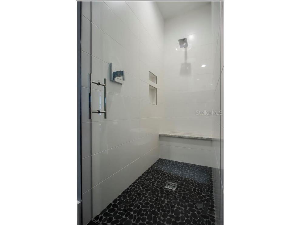 356 Bayview Drive NE Saint Petersburg FL 33704 TB8450369 image26