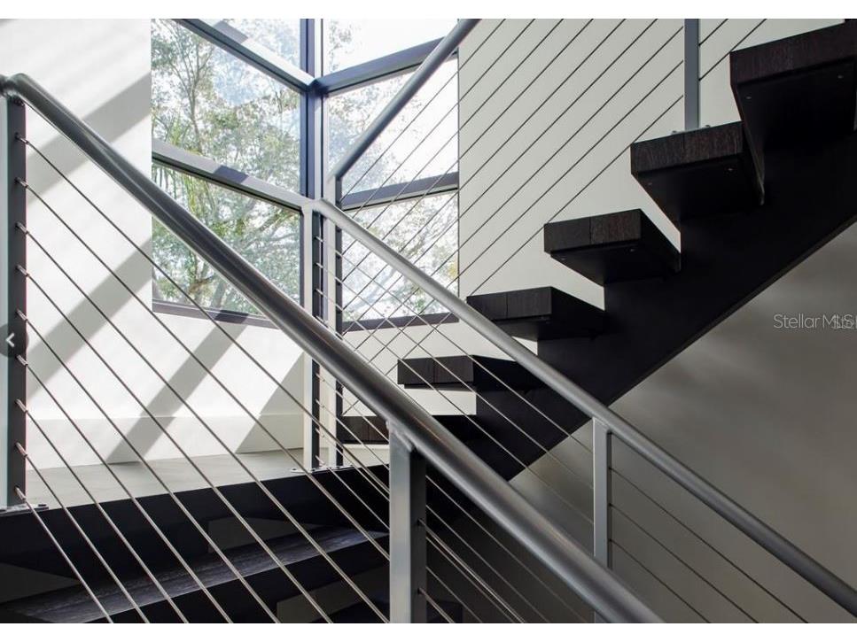 356 Bayview Drive NE Saint Petersburg FL 33704 TB8450369 image29