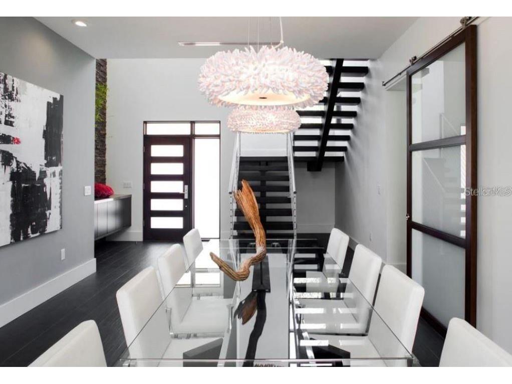 356 Bayview Drive NE Saint Petersburg FL 33704 TB8459257 image16