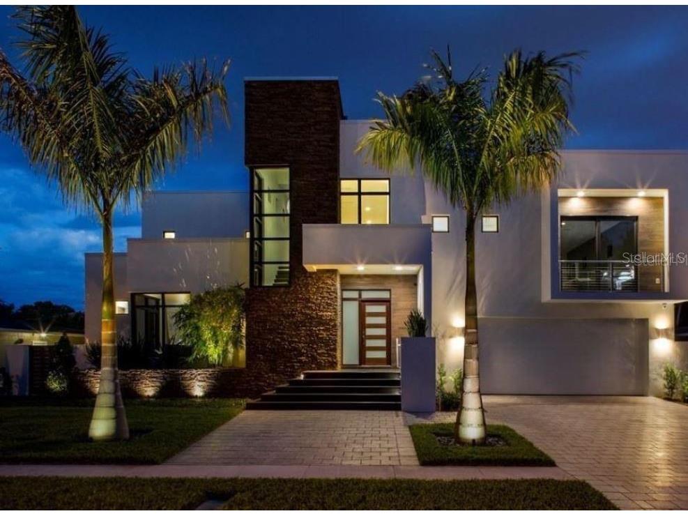 356 Bayview Drive NE Saint Petersburg FL 33704 TB8459257 image2