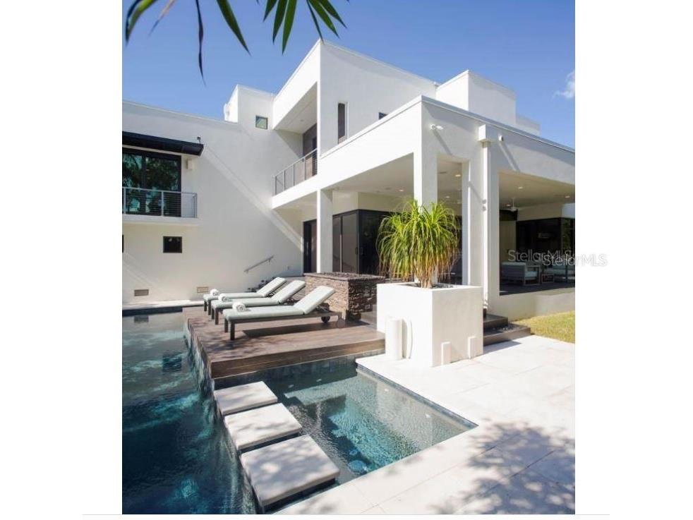 356 Bayview Drive NE Saint Petersburg FL 33704 TB8459257 image30