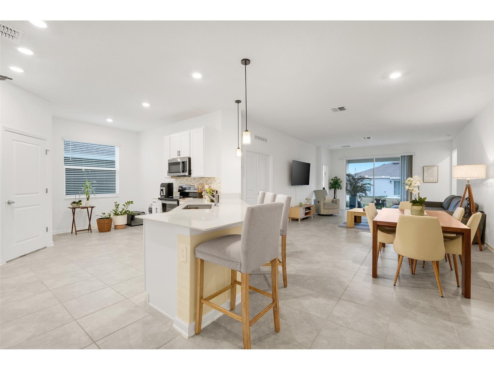 356 Heroic Road Davenport FL 33837 S5143327 image8