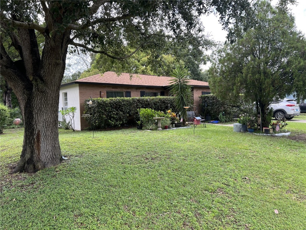 356 Honey Bee Lane Polk City FL 33868 L4937906 image1