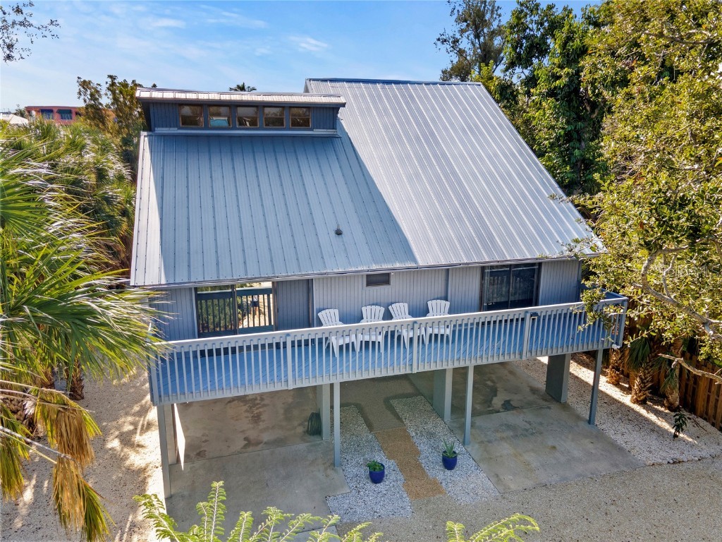 356 Island Circle Sarasota FL 34242 - GRAND CANAL A4673517 image1