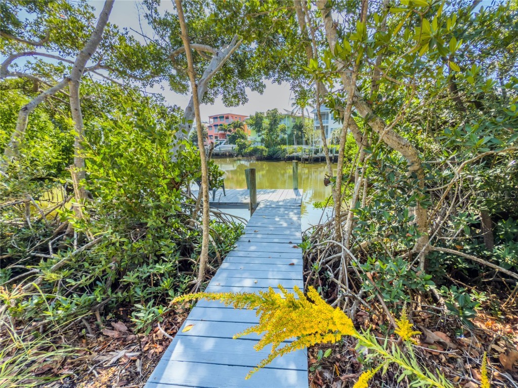356 Island Circle Sarasota FL 34242 - GRAND CANAL A4673517 image31