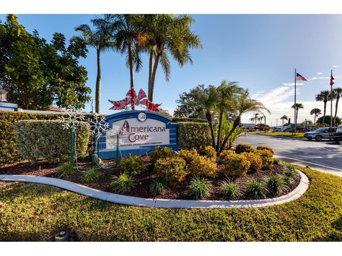 356 Mount Saxon Avenue NE #317 Saint Petersburg FL 33702 U8224954 image1