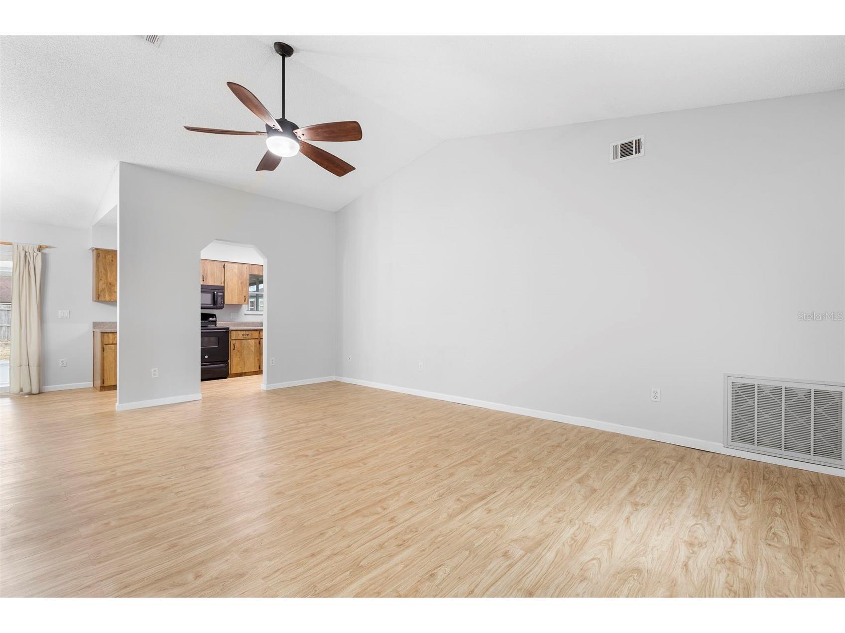 3560 Apple Orchard Drive Deltona FL 32738 V4946594 image5